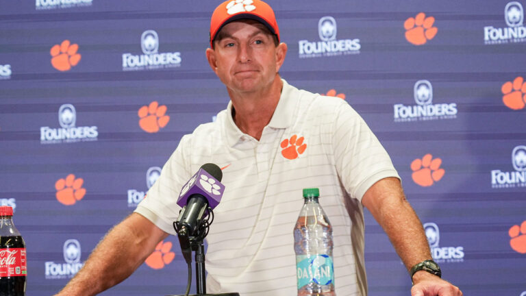 Dabo Svinney grew off the relegation of epic Rant