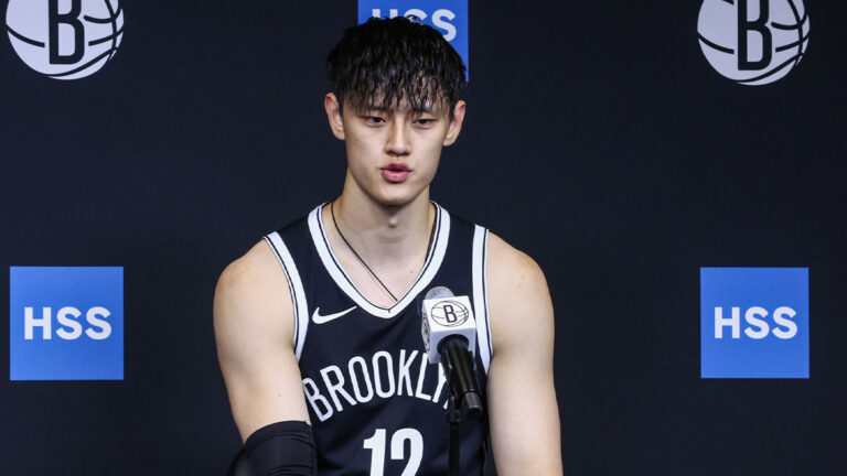 Brooklyn signs Chinese star to compete for a two-way place in the training camp