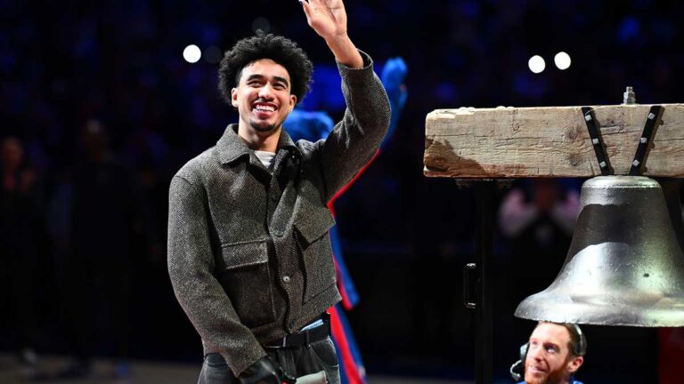 Jared McCain makes light Viral Benches for Print