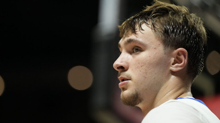 Cooper Flagg connects to Michael Jordan in Rider Cup