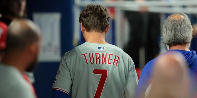 Trearer leaves the loss of the heart for the shin injury