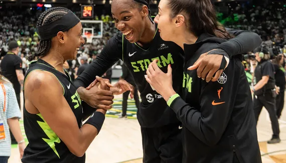 Dominique Malonga recounts her “amazing season” in VNBA