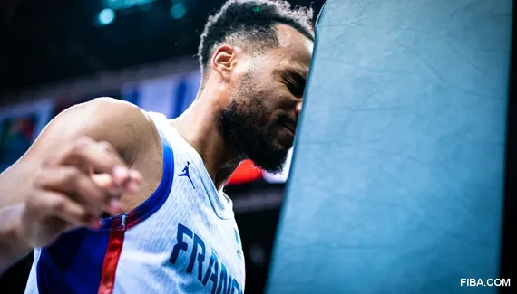 Elie Okobo, Sagittarius Self-confidence