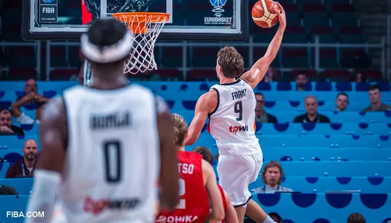 Germany puts Ko Portugal in the last round