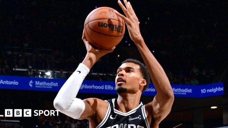 NBA: San Antonio Spurs and Oklahoma City Thunder extend their winning streaks