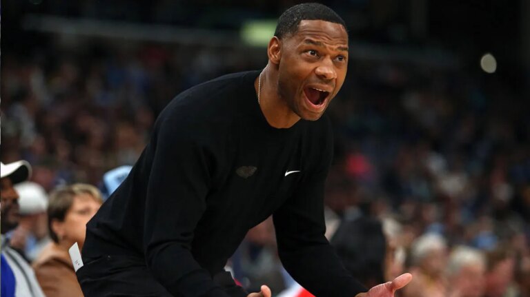 Willie Green started DeAndre Jordan vs. Nikola Jokic in 2025. Just fire him already!