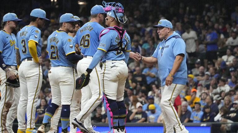 Pat Murphy reveals the starter for the NLDS match 3 vs. Cubs