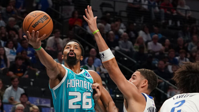 Why Houston can’t sign Spencer Dinwiddie to replace Fred VanVleet