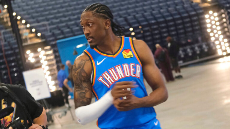 The Jalen Williams’ shooting form draws hands concern