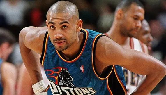 33 most beautiful career shares by Grant Hill