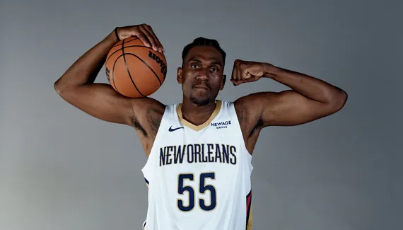 The Pelicans are already losing Kevon Looney