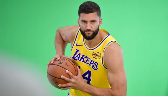 Maxi Kleber is still stuck in the infirmary