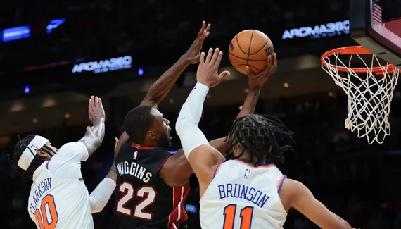 Heat collective counter Jalen Brunson (37 points)