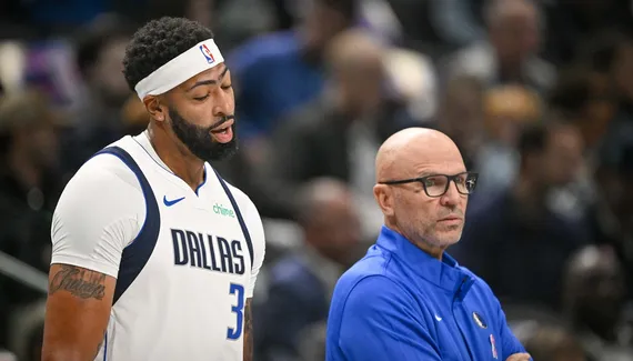 Anthony Davis is already injured, Dallas is relying on Dwight Powell