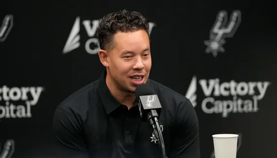 Mitch Johnson Emancipates Despite the shadows of Gregg Popoviča