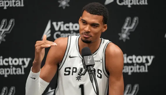 Luke Kornet, guy of very physical Victor Vembaniam