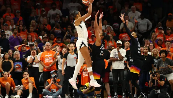 In the last second A’JA Wilson gives ACES 3-0