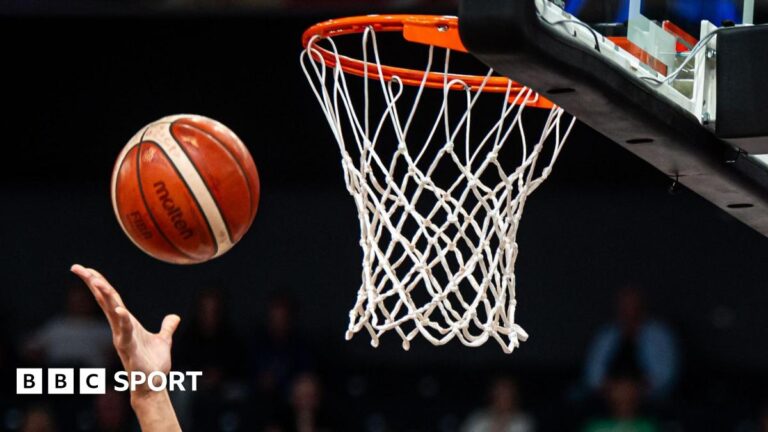 The British Basketball Federation is going into liquidation as the crisis in the sport continues