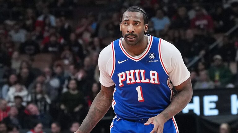 Does Andre Drummond play against the Hawks after leaving the last game in a wheelchair