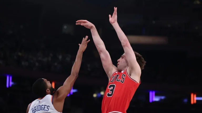 How Josh Giddy changed the trajectory of the Bulls by going from a shooting liability to a 3-point shooter