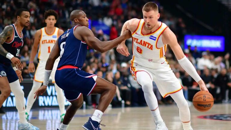 Kristaps Porzingis downgraded on injury report against Suns
