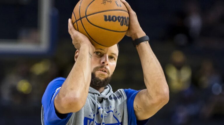 Stephen Curry shares his thoughts on getting closer to Michael Jordan’s record