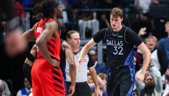 Cooper Flag and the Mavs finally win a close game