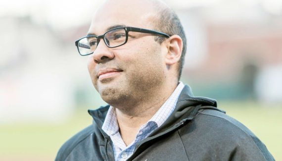 Mark Walter puts Dodgers brains to work for Lakers