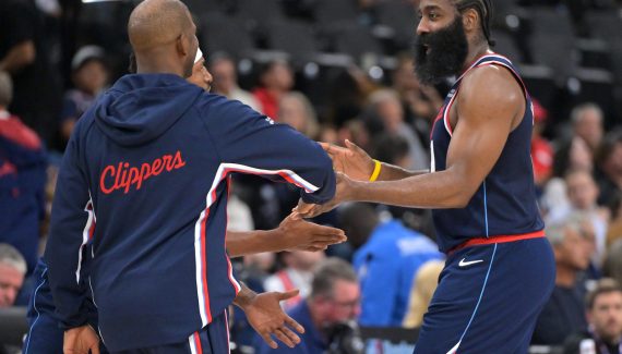 James Harden pays tribute to Chris Paul