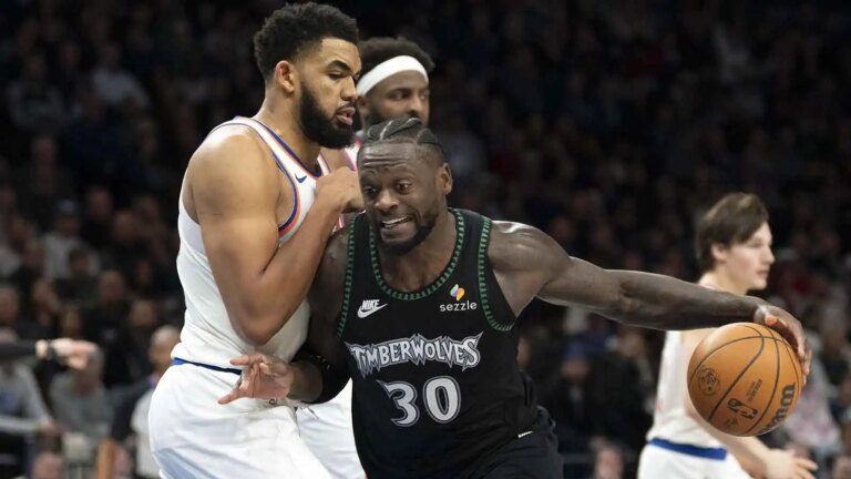 Mike Brown has 1 complaint about Karl-Anthony Towns after the big game