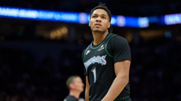 Terrence Shannon Jr. dealing with a foot injury, will be re-evaluated in two weeks