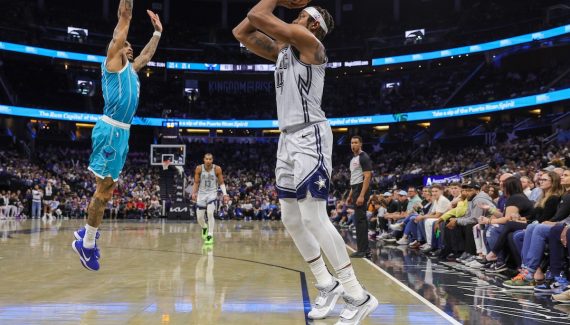 Wendell Carter Jr. more reliable than ever on 3-pointers