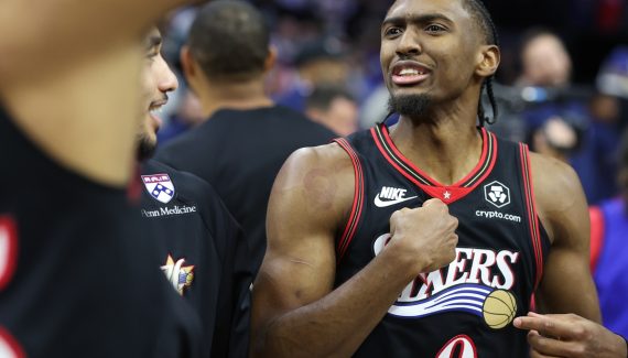 In a crazy final, the Edgecombe-Mackey duo defeats the Warriors in the last second!