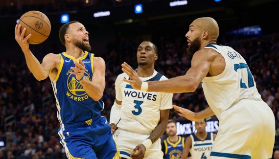 Despite the loss, Stephen Curry still lights up the Chase Center