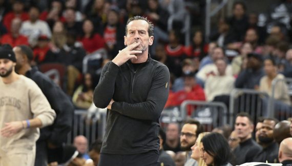 Kenny Atkinson under pressure