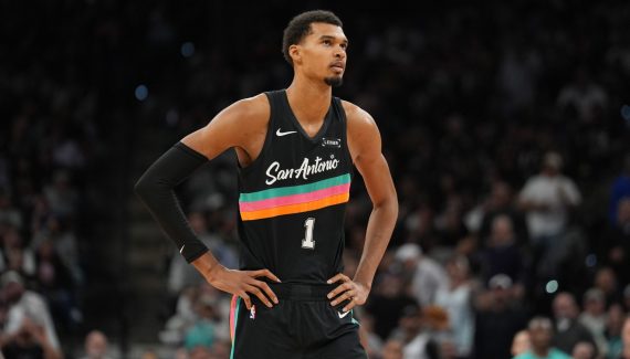 Victor Wembanyama is back in the quarterfinals of the NBA Cup?