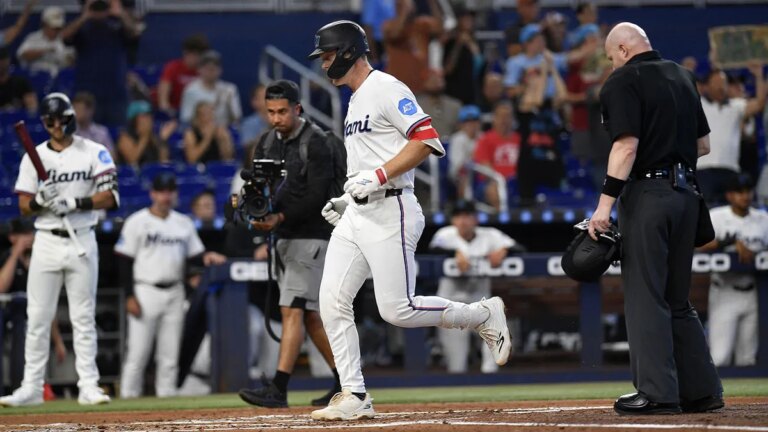 Minnesota acquires first baseman Eric Wagaman in trade with Marlins