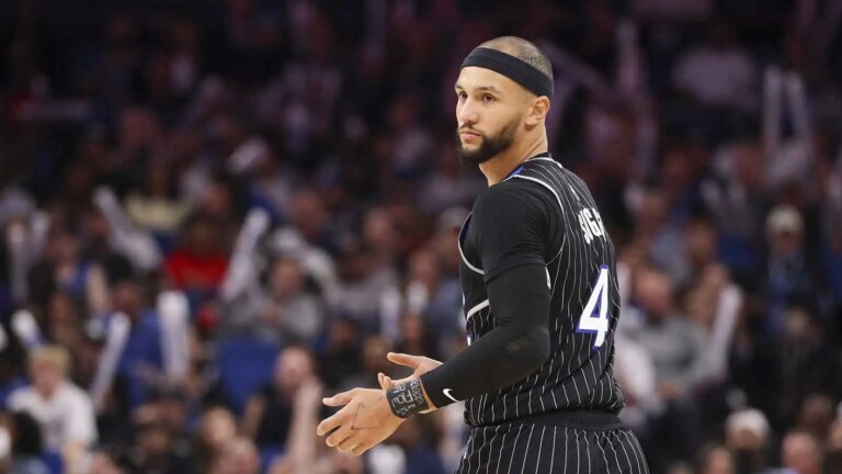 Jalen Suggs suffered an MCL contusion against the Bulls