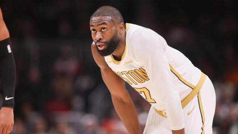 Is Jaylen Brown playing tonight? Celtics vs. Bulls injury report