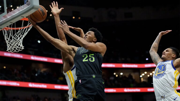 The Warriors will pursue Trey Murphy III to trade the buzzer beater