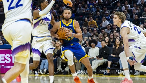 Stephen Curry gets too hot in the third quarter for Utah