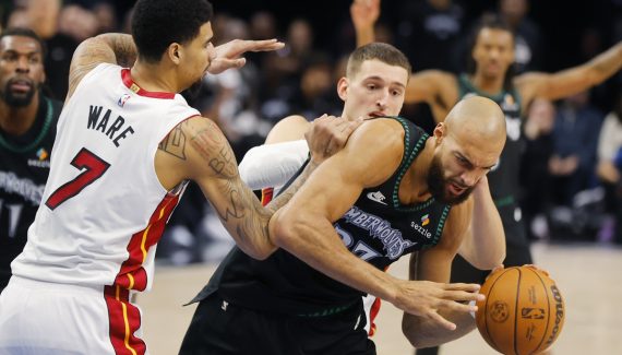 Wolves confirm against the heat