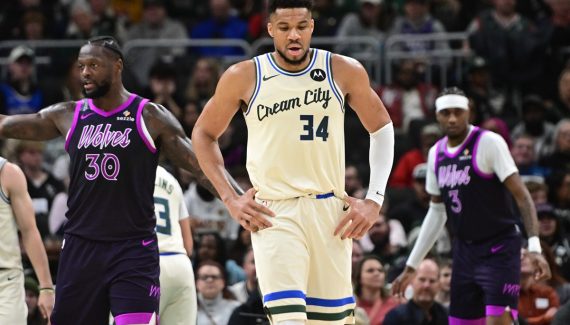 Giannis Antetokounmpo did not appreciate the boos from the Bucks crowd at all