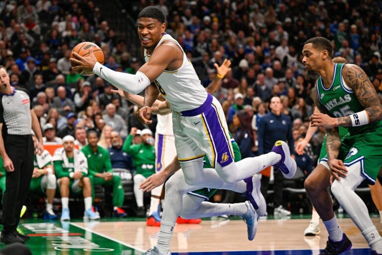 Rui Hachimura sparks