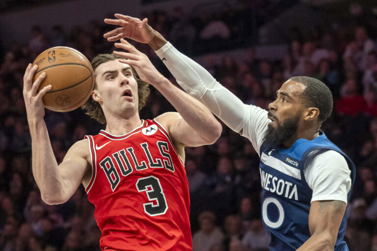 Bulls find Josh Giddy and positive score