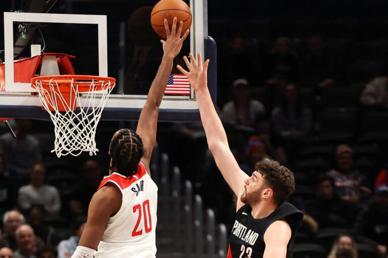 Alex Saar in weightlessness