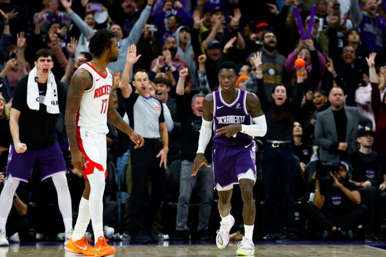 Denis Schroeder is not interested in transfer rumors