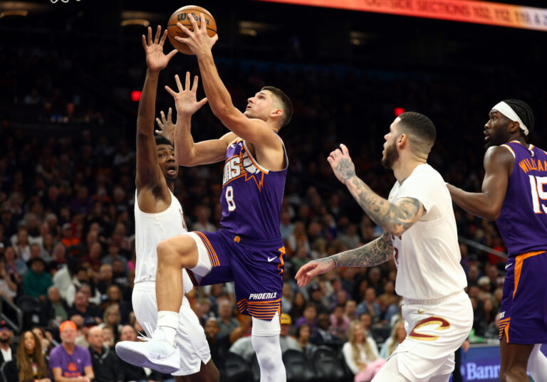 Still without Devin Booker, the Suns slap the Cavaliers