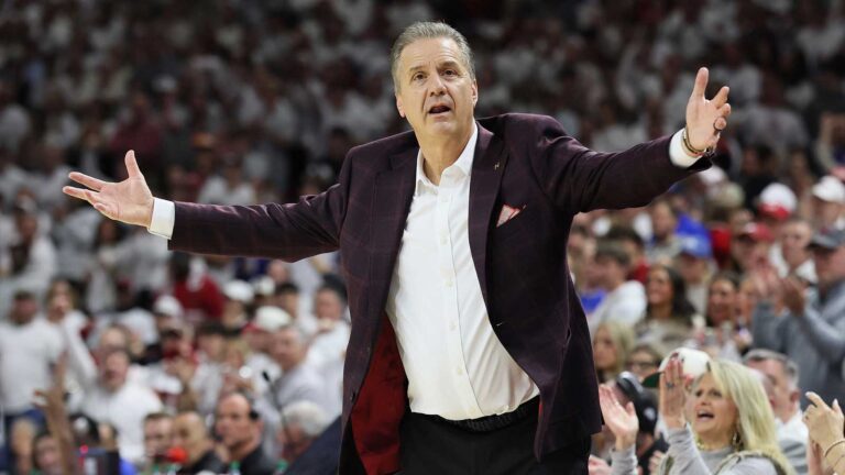 John Calipari applauds “awesome” Mark Pope