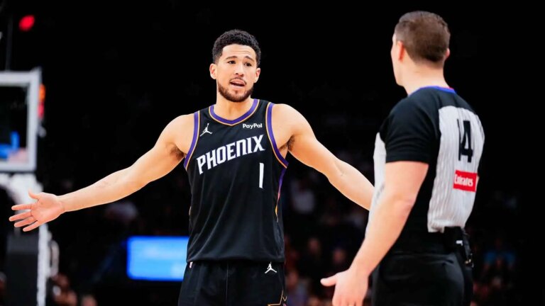 Devin Booker is not returning to the Spurs game due to injury
